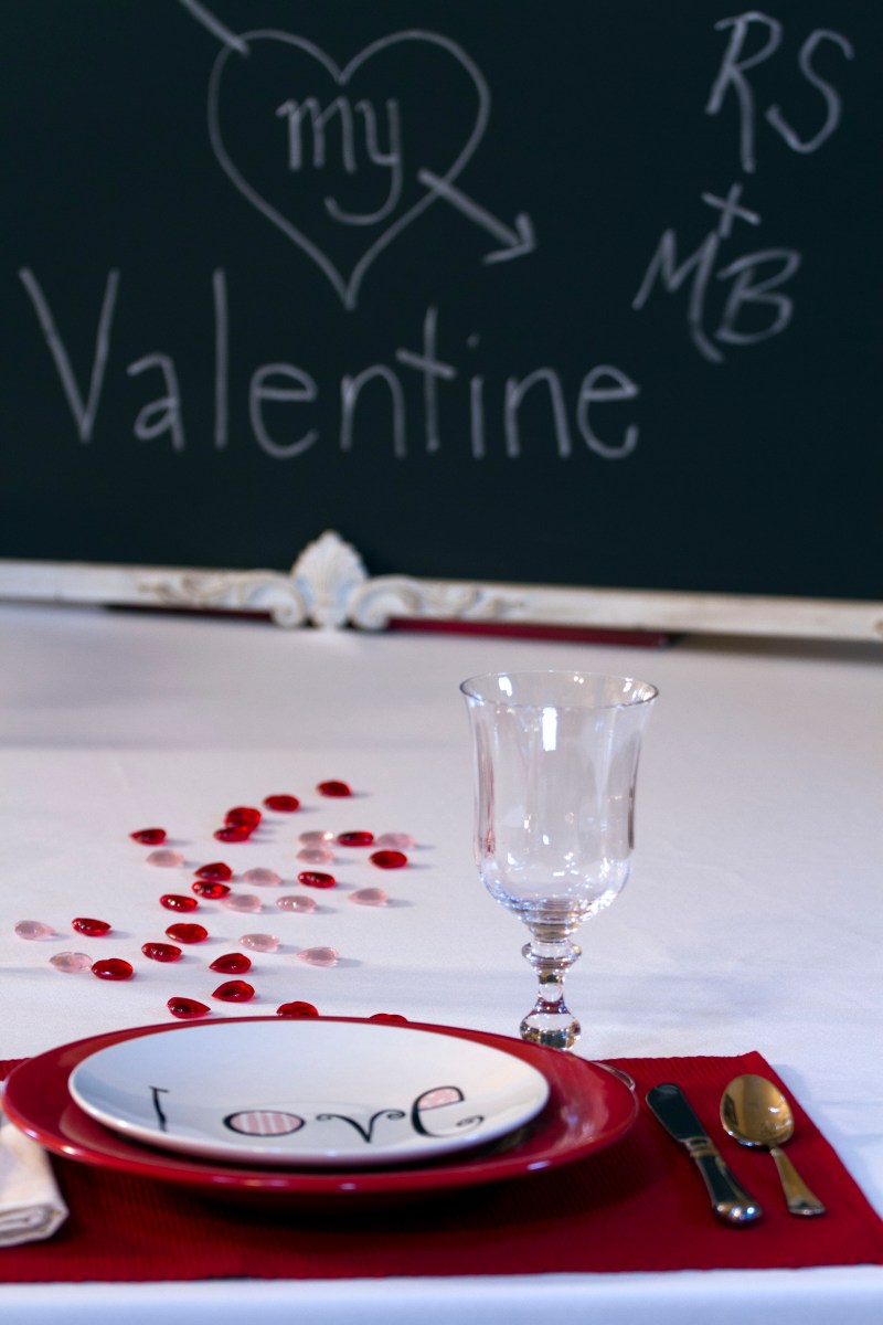 Place setting for Valentine's Dinner www.lifeatthecottage.com