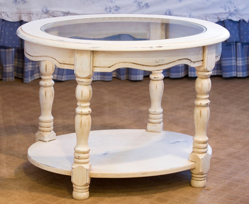 New look for an outdated table www.lifeatthecottage.com