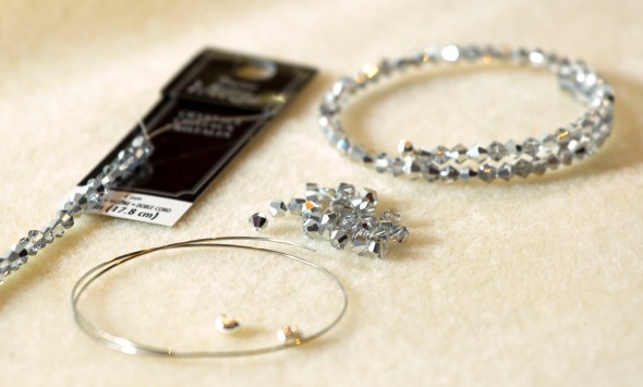 Supplies for bracelet tutorial www.lifeatthecottage.com
