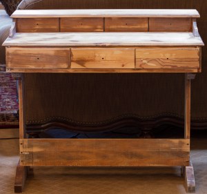 Desk Before www.lifeatthecottage.com