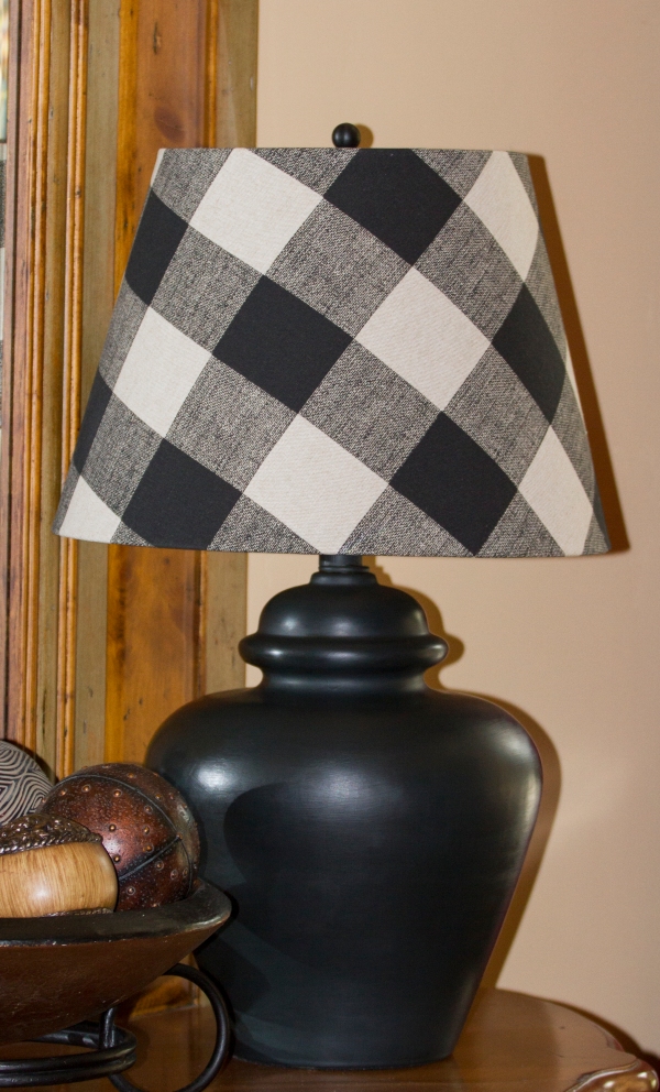 Lamp and Shade Makeover www.lifeatthecottage.com