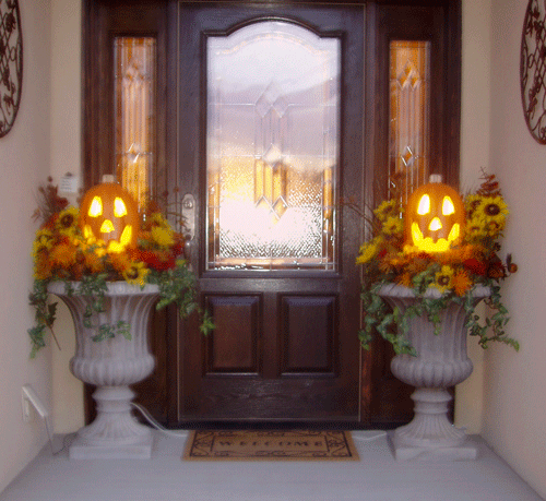 Halloween Entry Arrangement www.lifeatthecottage.com